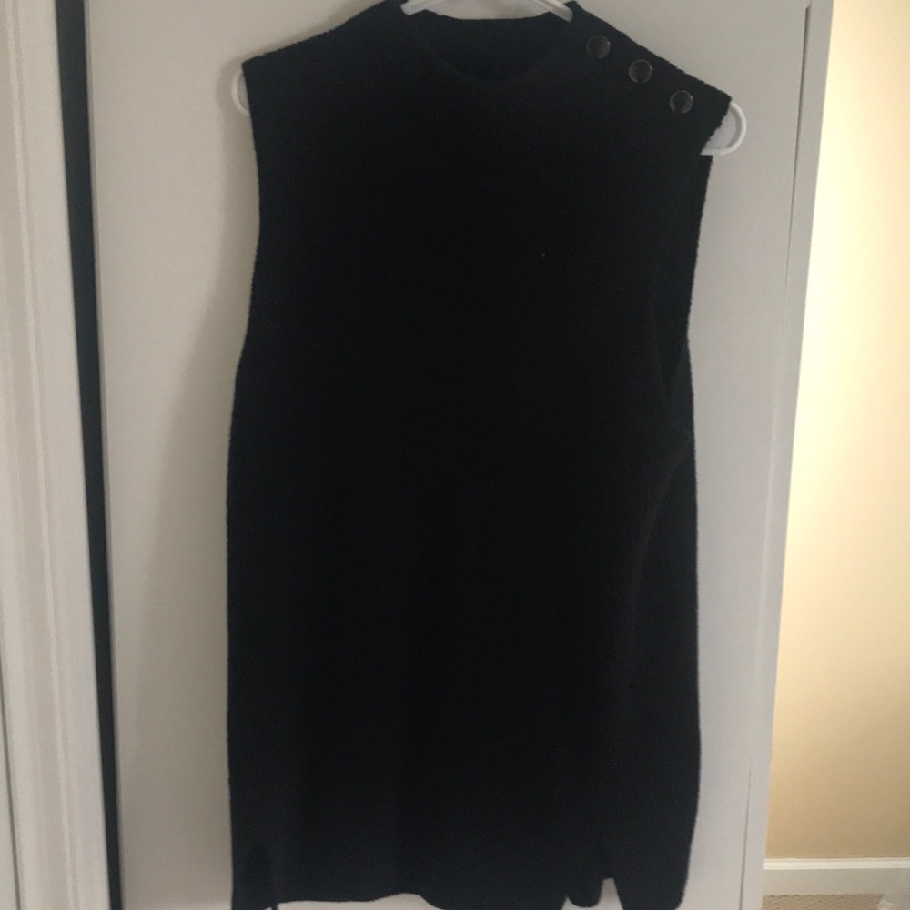 Tank top sweater